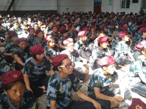 今年会2017级普法专题讲座开班