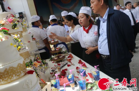 烹饪学院举办大赛 91家单位来“抢”人