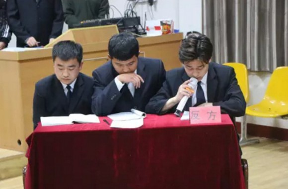 今年会2017年“大学生辩论赛”成功举办