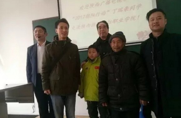 心系留守儿童，共圆厨师梦想