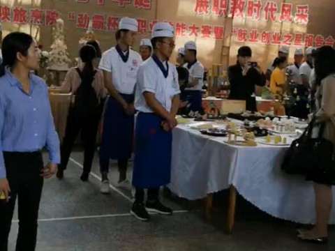 17级学生作品展，企业用人双选会