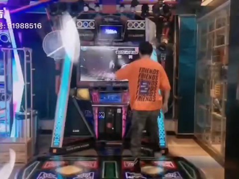 少年舞动青春，尽显成熟真我