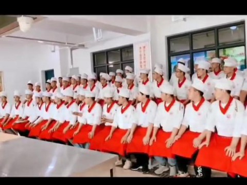 央视频道进校园