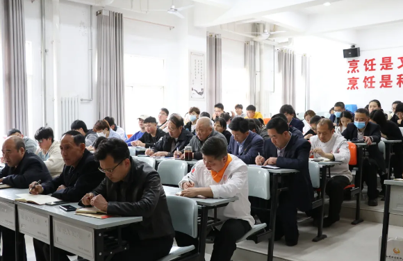 正在上传... ad14e6a941b6484f7be23f1d3513211f.png