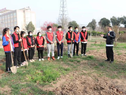 建设绿色校园，构建和谐社会丨校团委学生会组织开展爱国卫生活动