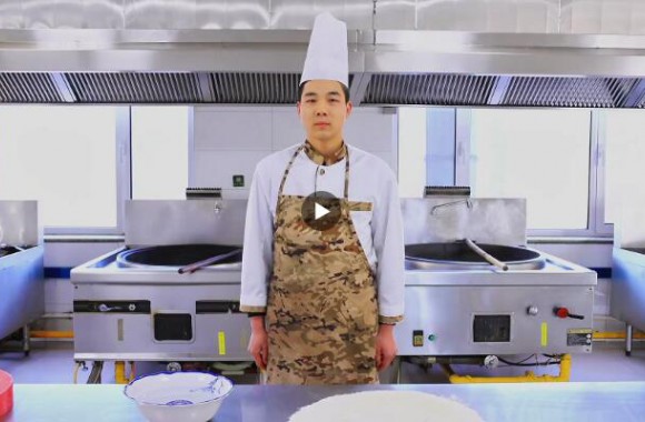 军营大厨做陕西美食biangbiang面，香！这个字你会写吗？