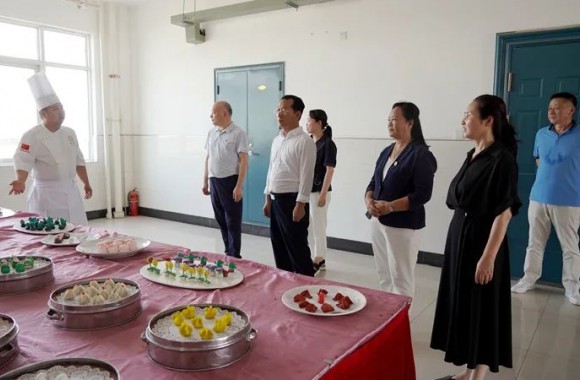 省委军民融合办来我县调研