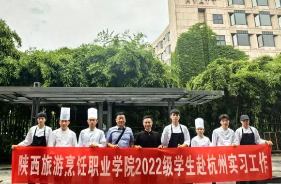 心系学子·大爱常存|jinnianhui今年会官网院长王新丽亲赴校企合作单位一线看望实习学生