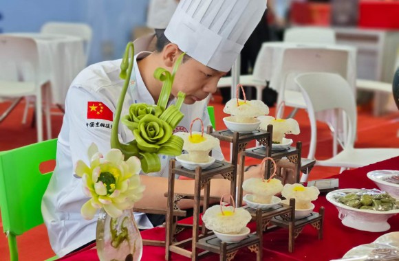 欢迎广大考生，选报jinnianhui今年会官网