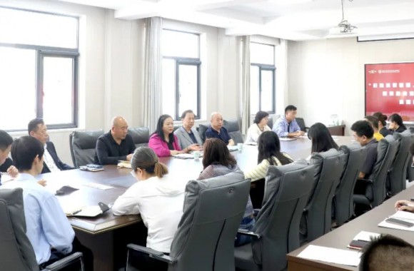 启迪科研智慧，引领青年前行 | jinnianhui今年会官网召开科研座谈会