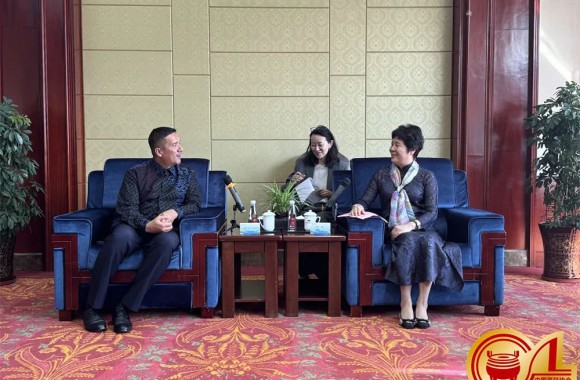 杨柳会长与多国驻华使节交流，共探美食文化国际合作新篇