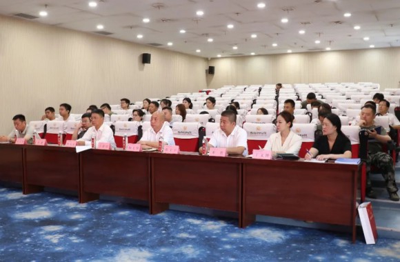 匠心筑梦 师者启航 | 2025年新员工入职培训开班典礼